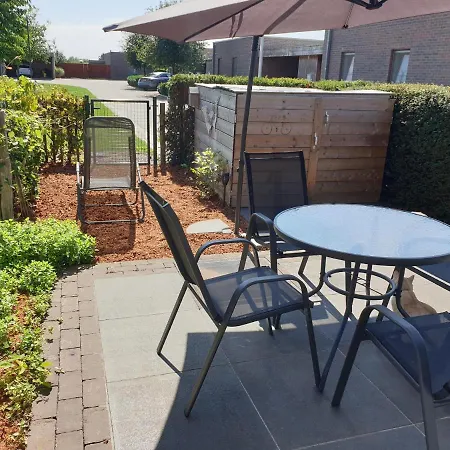Het Zonnetje -vakantiewoning En Apartmán